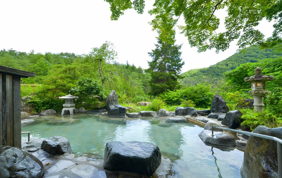 長生の湯混浴露天風呂