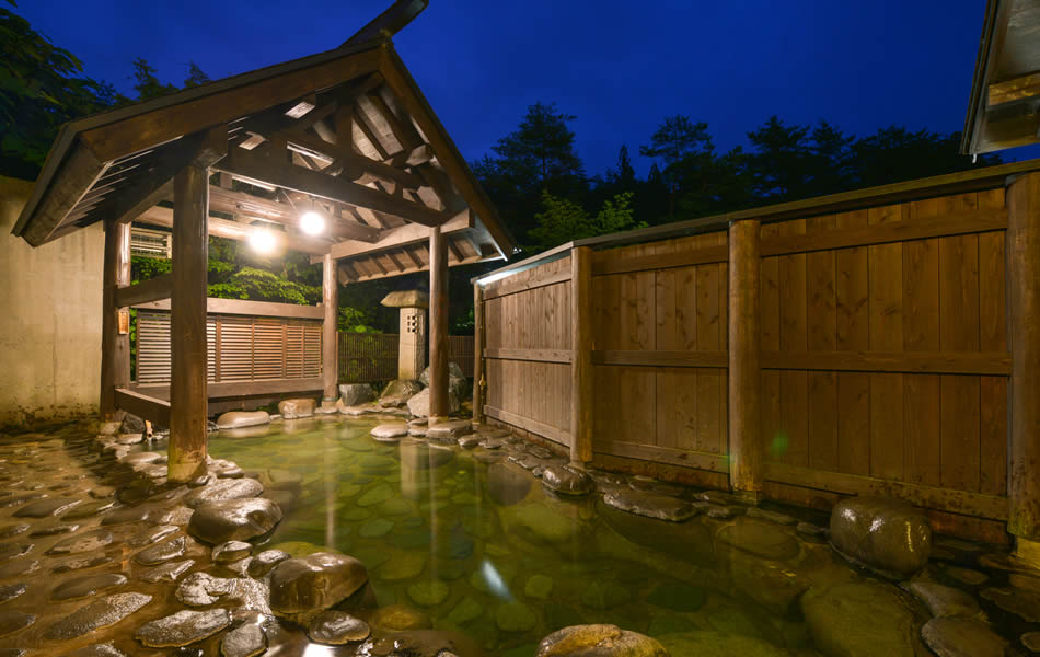 鶴の湯